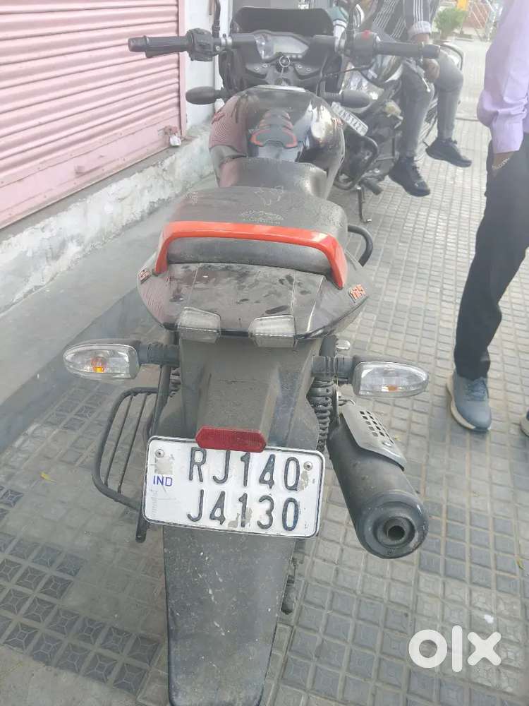 Good condition single handed