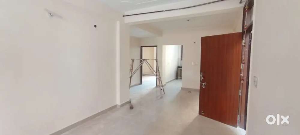 3bhk flat for rent in sector 125 Amazon tower airport road