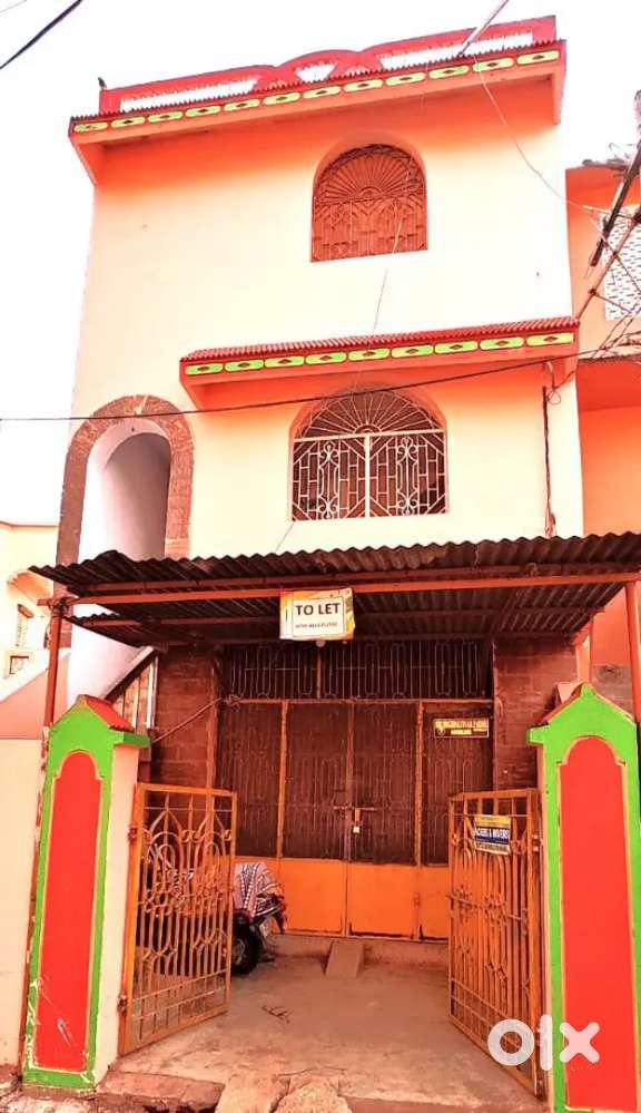 Ground Floor - 1 Bedroom - 4 Rooms - 2 Bathroom @ 8000