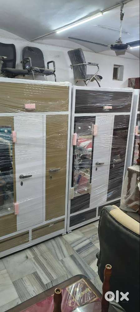 New Designer Iron and Wooden Almirah Only Rs14000/- Size 7x4x1.5