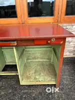 Computer table