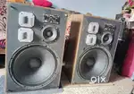 Definitive Technology Monitor 800, Akai speaker SW177 & 2Amp for sale.