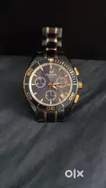 Luxurious Chairos Azure watch for her