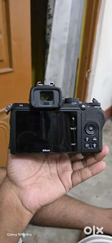 Nikon z50 camera with 16-50 lens