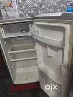 Samsung  ka frauge  h ye  bhot  acha h