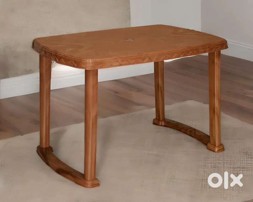 Plastic tables