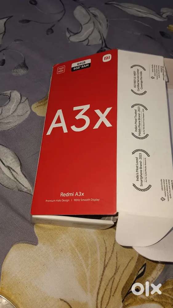 a brand New condition mobile 13 days old only bilkul perfect mobile h