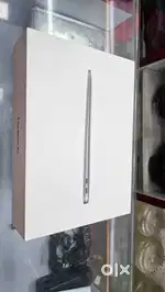 Macboob air M1