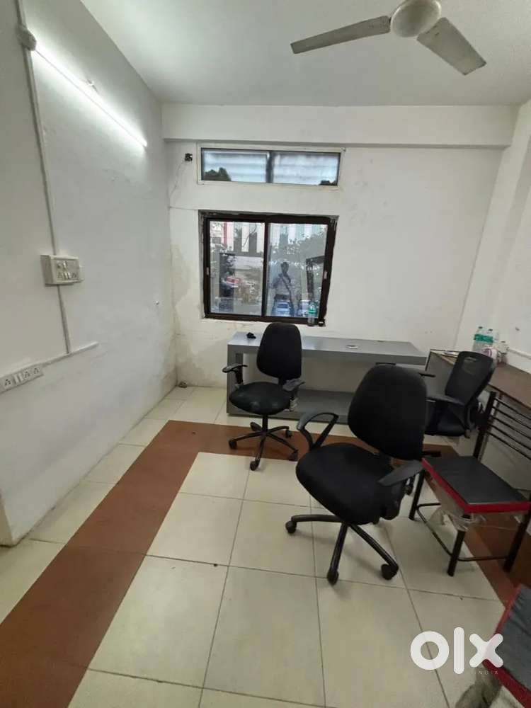 Fully furnished office space available in pu4 location