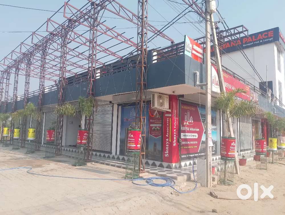2 shop for rent including common toilet parkng front plantation
