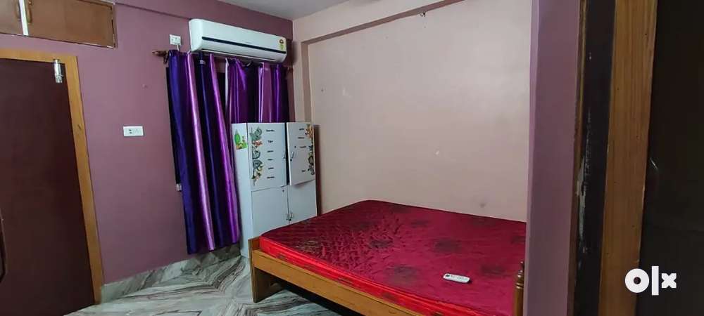 2BHK FULLY FURNISHED FLAT RENT AT NEW TOWN AA1 REDAY TO MOVE