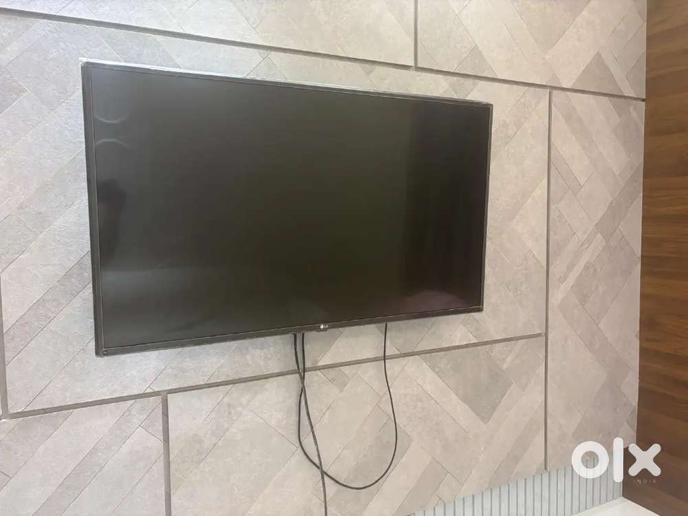 43 inch LG smart Tv for sale