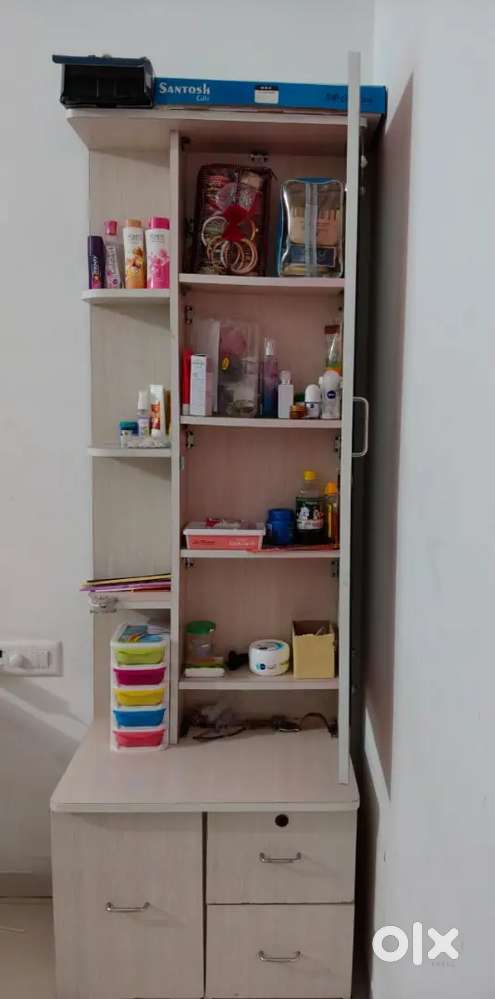 Dressing table and computer table - Good condition