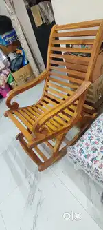 Rolling chair