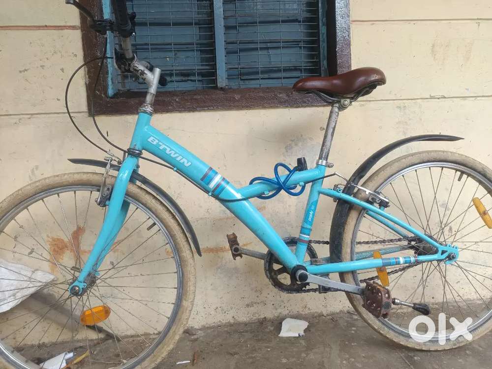 Btwin cycle in good condition poply 100