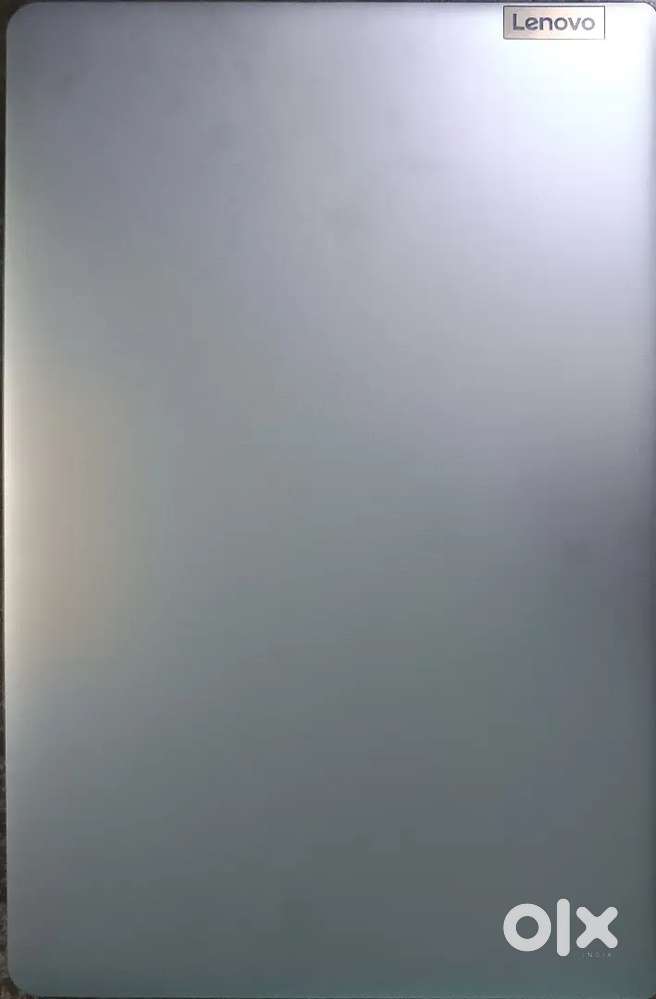 Lenovo laptop 1y old noscretch no dent 100%condition