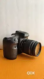 Canon EOS 7D Camera– Rugged DSLR for Every Shot