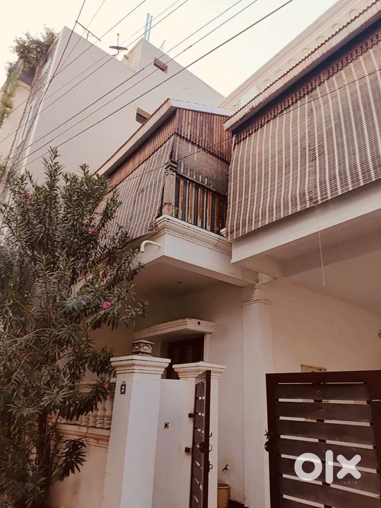 Independent Bungalow for rent opp to Balaji Nagar petrol bunk