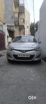 Hyundai i20 2013 CNG & Hybrids Well Maintained