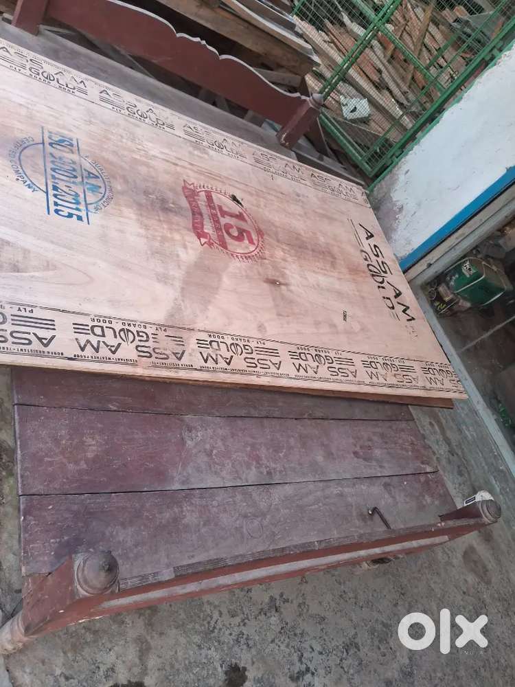 Palang bed for room