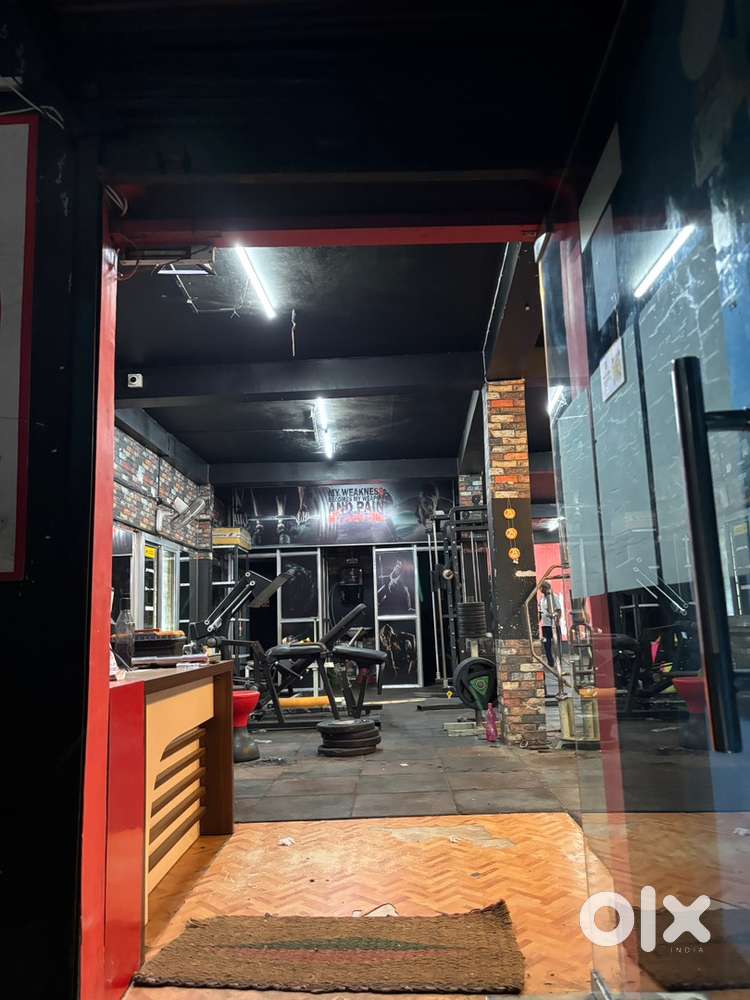 Main road attached, prime location, bsnk in ground floor,