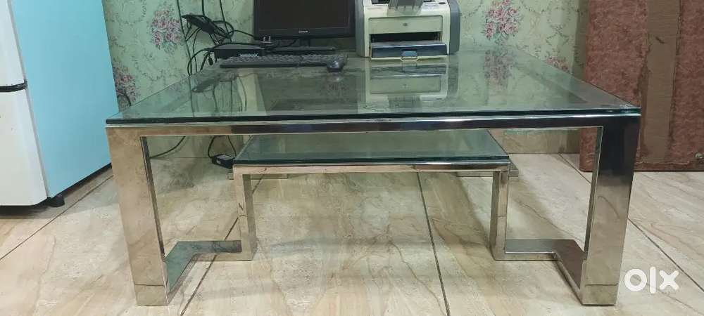 Centre table stainless steel