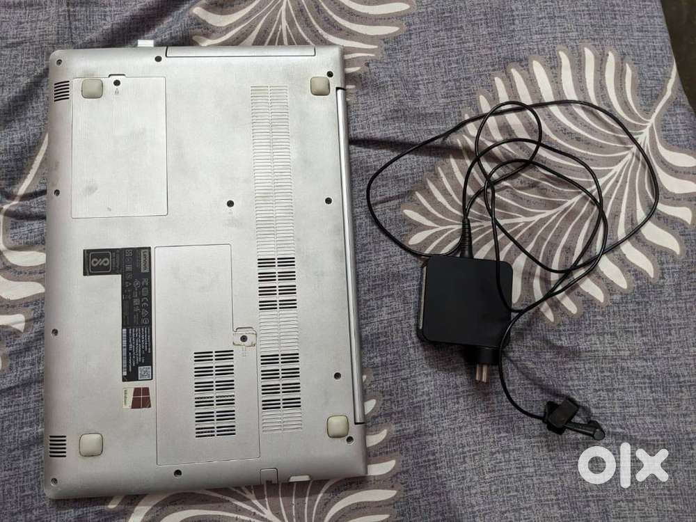 Lenovo laptop i5/12GB/ SSD