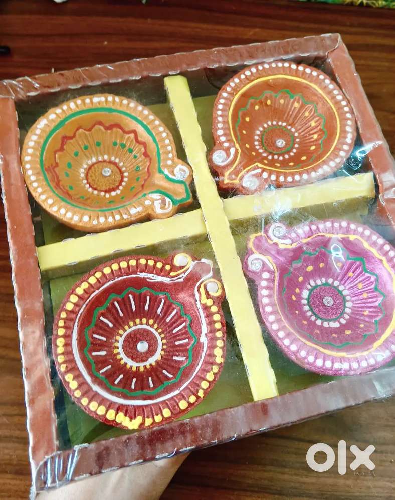 Colourful Diya set of 4