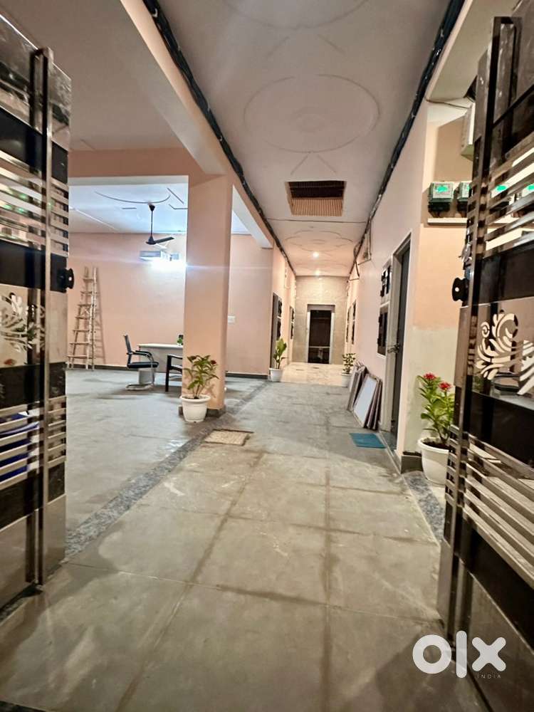 Luxury PG with best in class amenities!