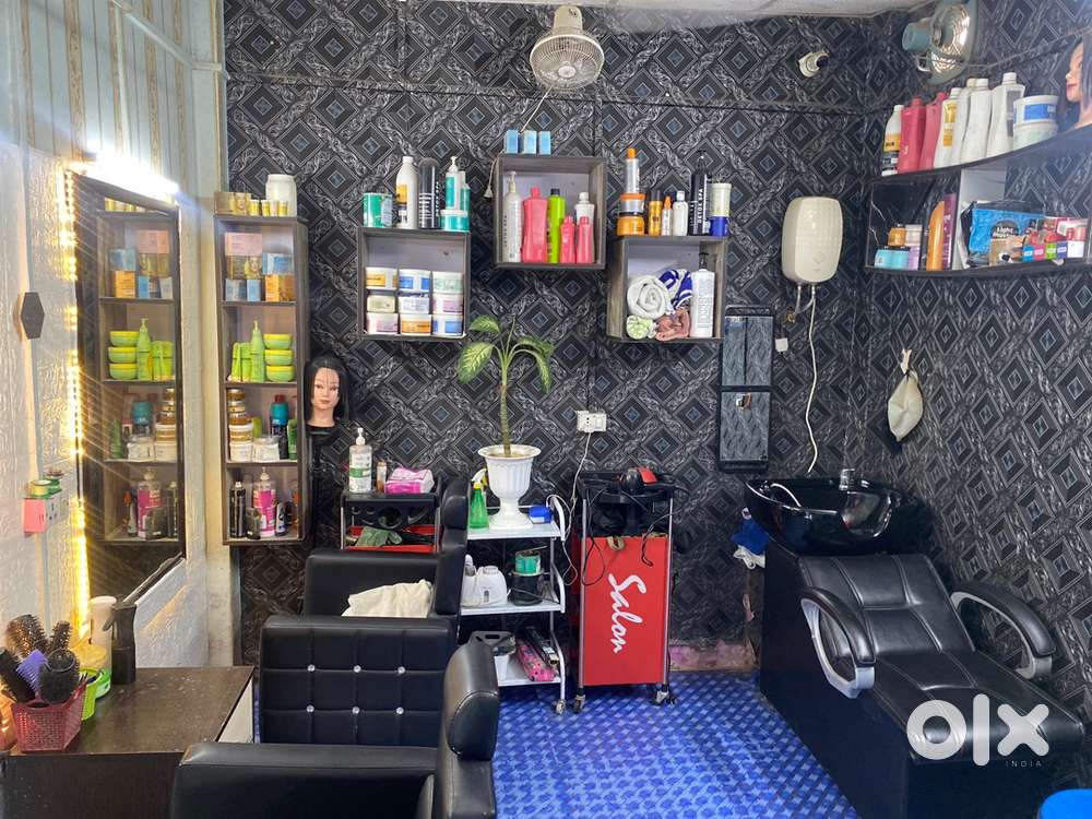 Glam and hair salon