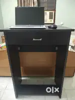 Computer Table for Sale - Urgent