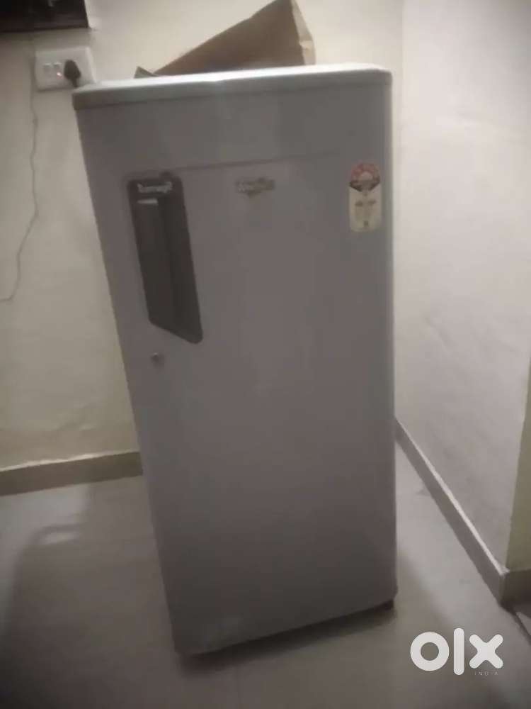 Single door fridge