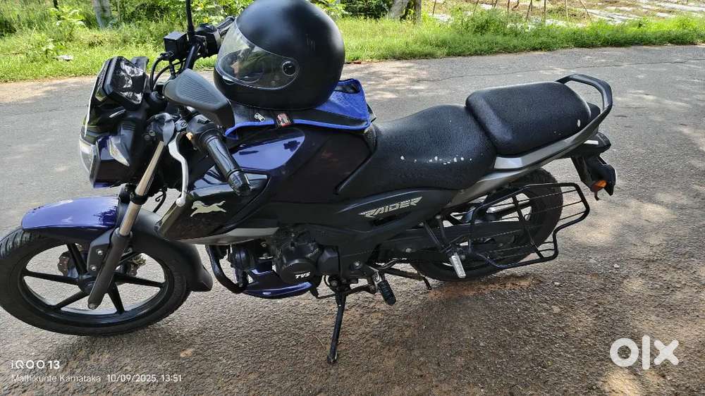 Tvs raider 125 fully serviced brand new two tyres and new chain Spockt