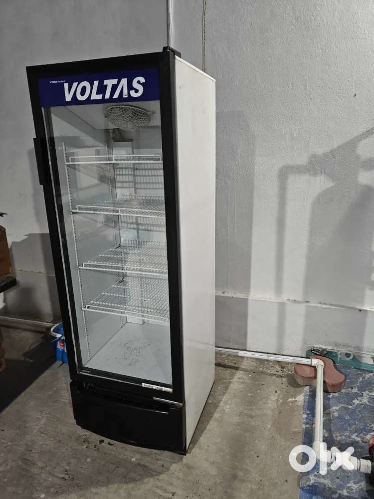 Voltas Glass Door Fridge 320 Litres In very good Condition