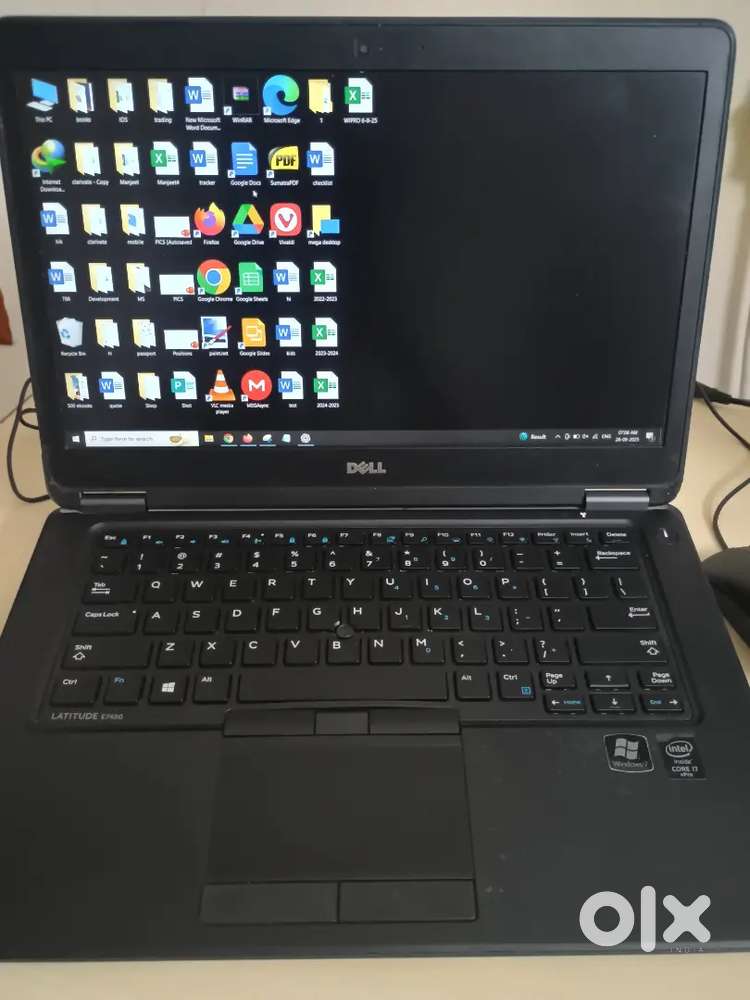 Dell laptop i7,RAM 16GB, 500GB SSD, graphics intel HD 5500