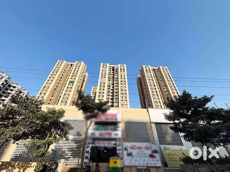 Laxmi Sky City Showroom For Sell In Nava Naroda