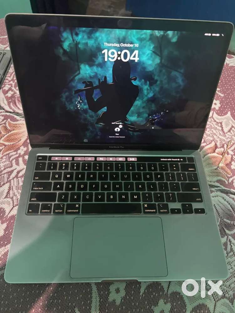 MacBook pro 2020 Model 16/512