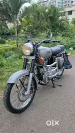 Royal Enfield Classic 350 Gunmetal Grey