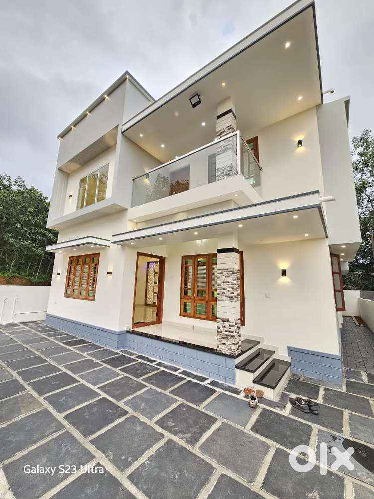 New house for sale Chenkottukonam Ayirooppra
