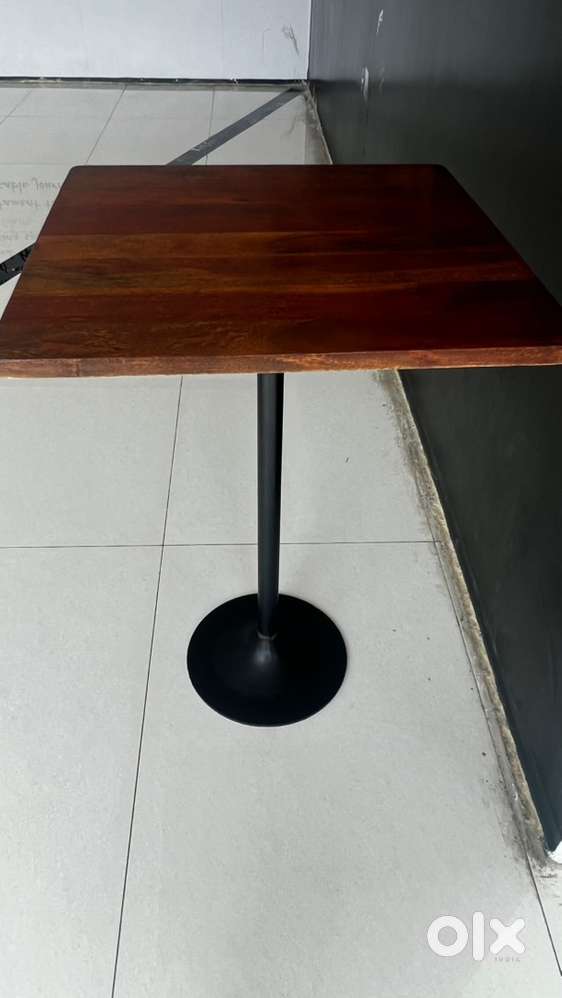 Jodhpur Bar Table