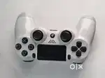 Off-white ps4 controller