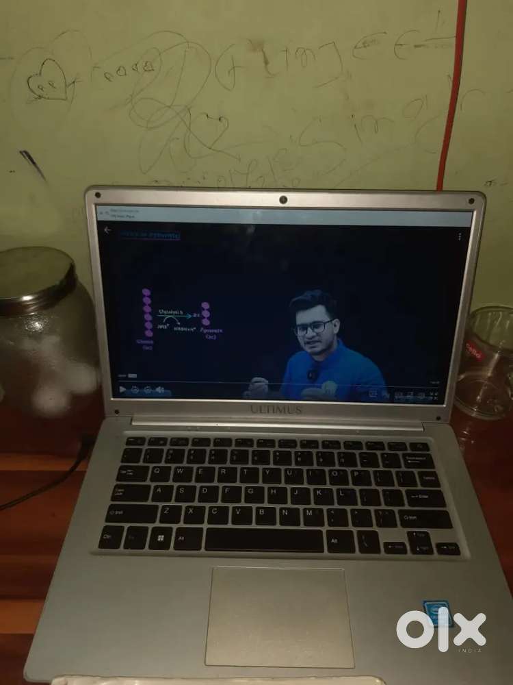 Ultimus smart laptop new condition