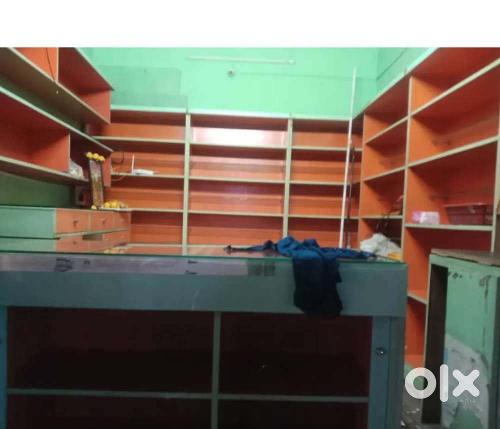 Shop furnitures sale with display table