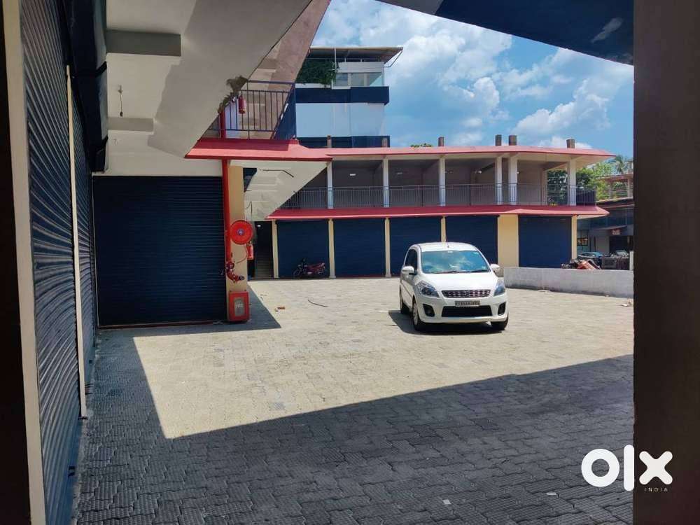 400,500,600,1500  ect sqft  for rent available in palakkad town