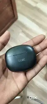 Boat earbuds