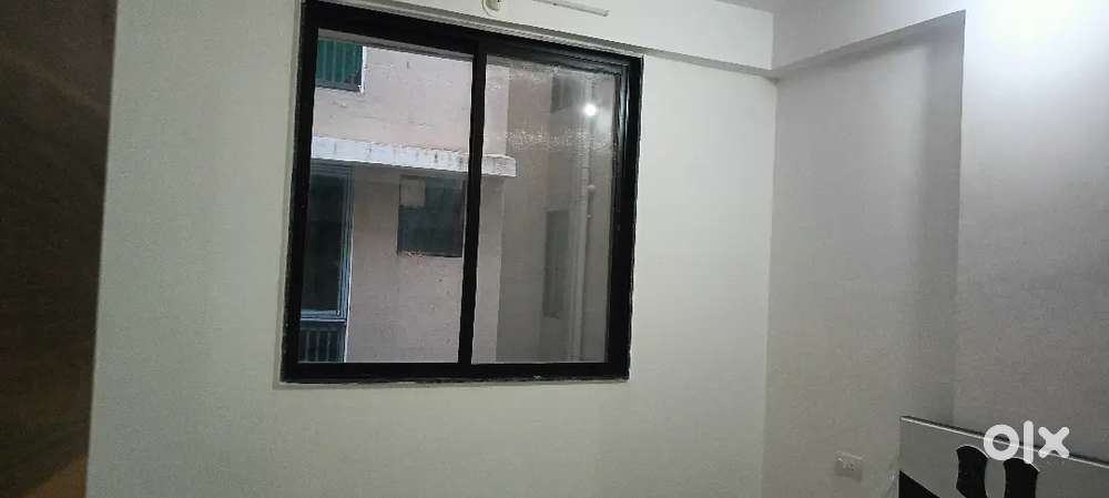 Newly flat available for family or girls.