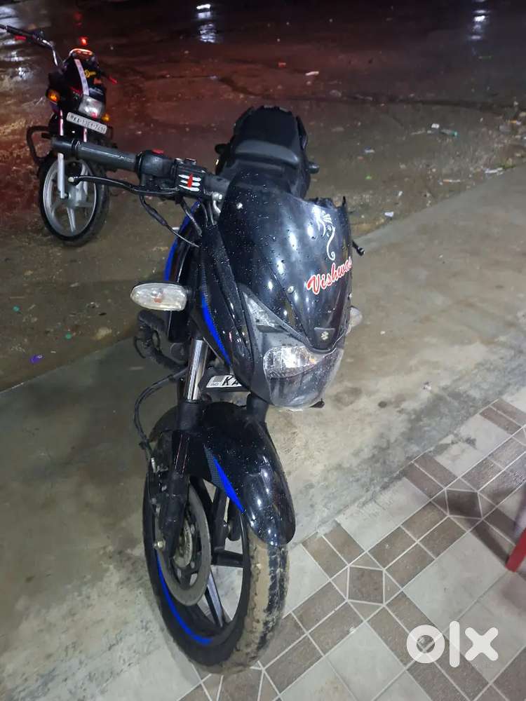 Pulsar 150 cc twin disc