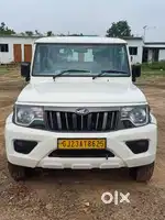 MAHINDRA BOLERO B4