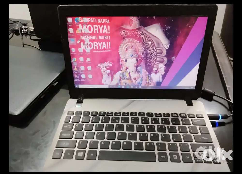 Laptop available for Sale 11inch.