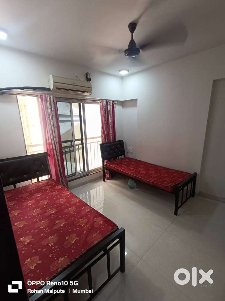 Flat mates paying guest in kurla east nehru nagar prime location good